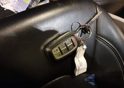 2020 Chrysler Voyager Lxi из США, поврежденный, VIN 2C4RC1DG7LR264077